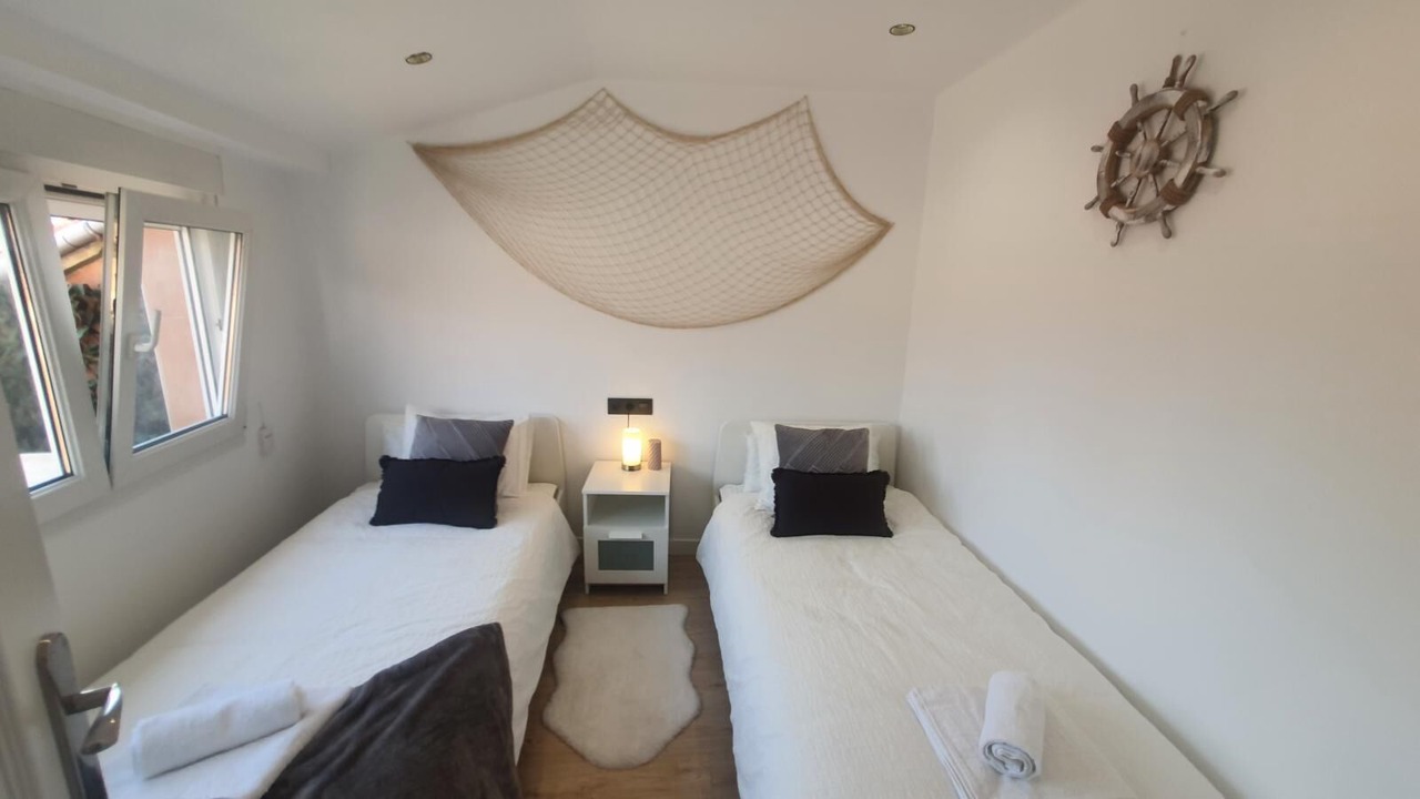 Photo of Bedroom in Cimadevilla