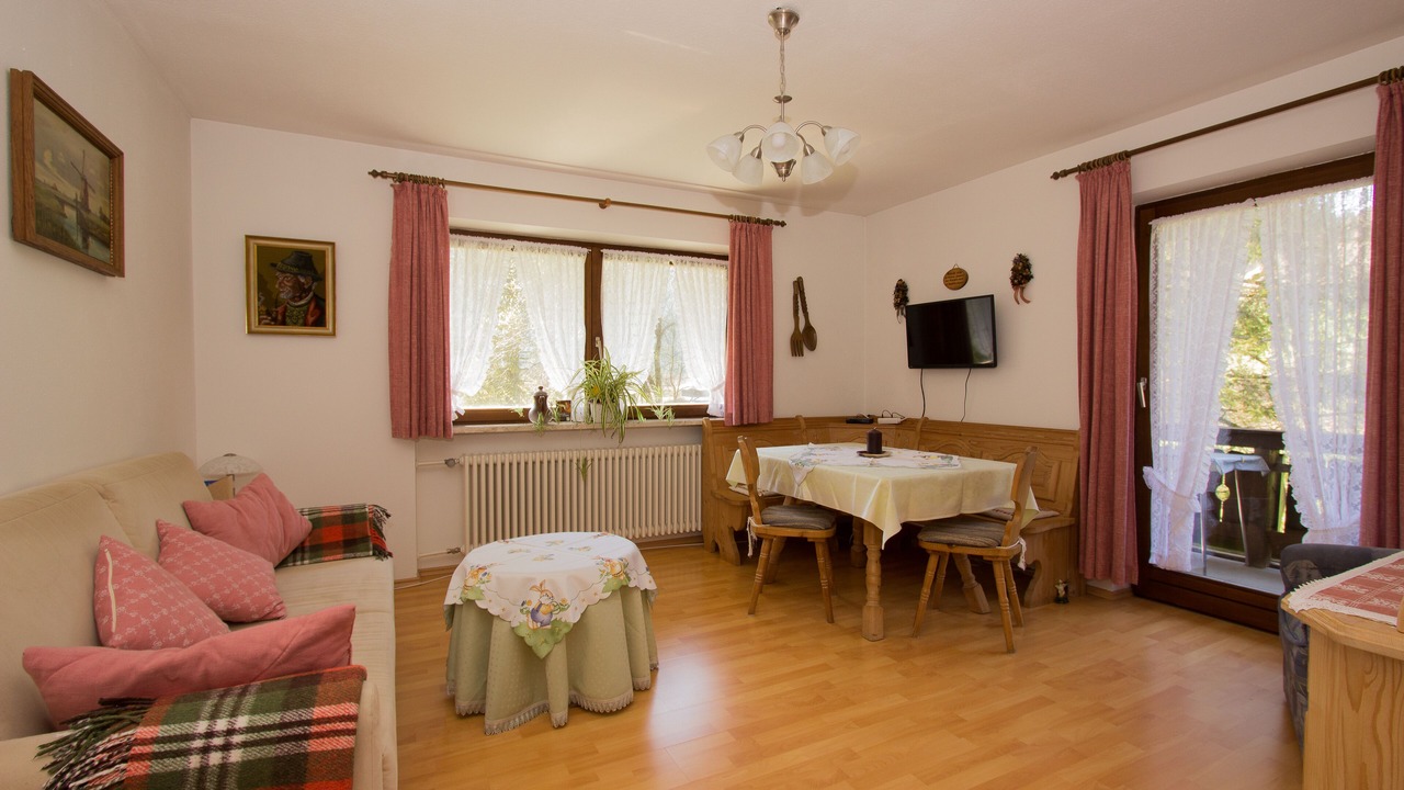 Photo of Livingroom in Weissbach an der Alpenstrasse