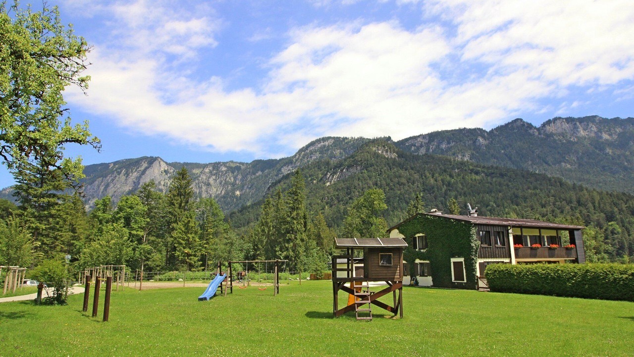 Photo of Others in Winkl