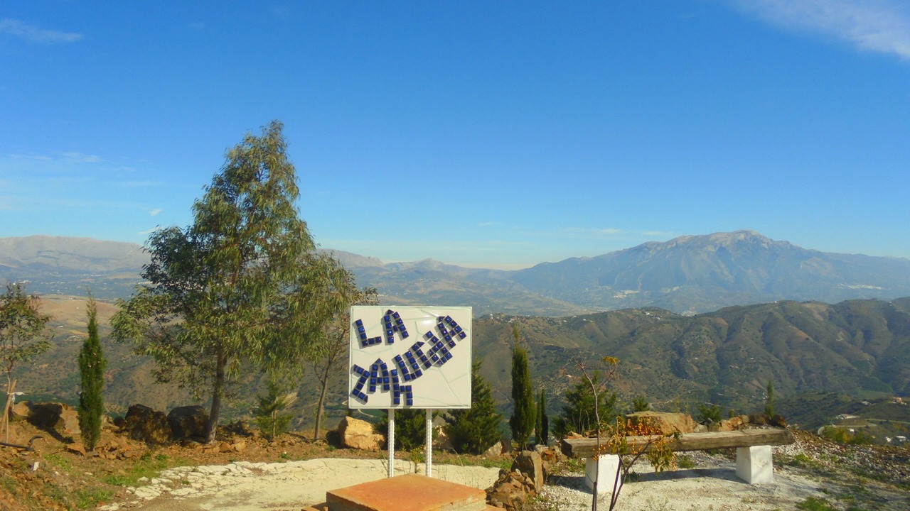 Photo of Others in Comares