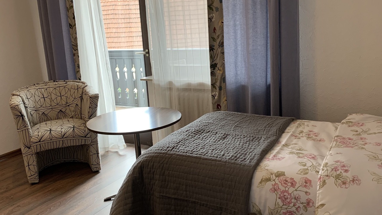 Photo of Bedroom in Mespelbrunn