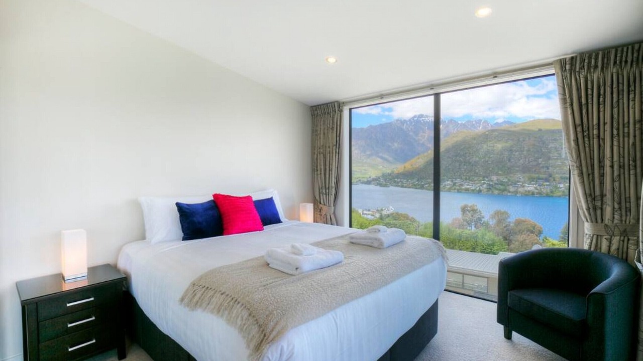 Photo of Bedroom in Queenstown