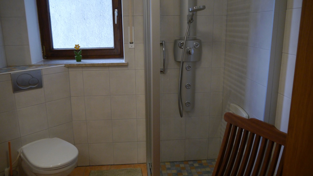 Photo of Bathroom in Hunderdorf