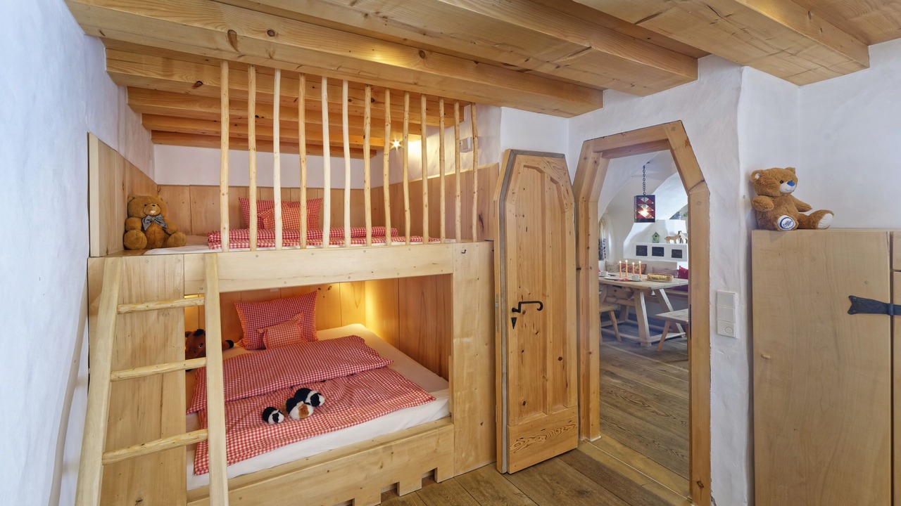 Photo of Bedroom in Meisham