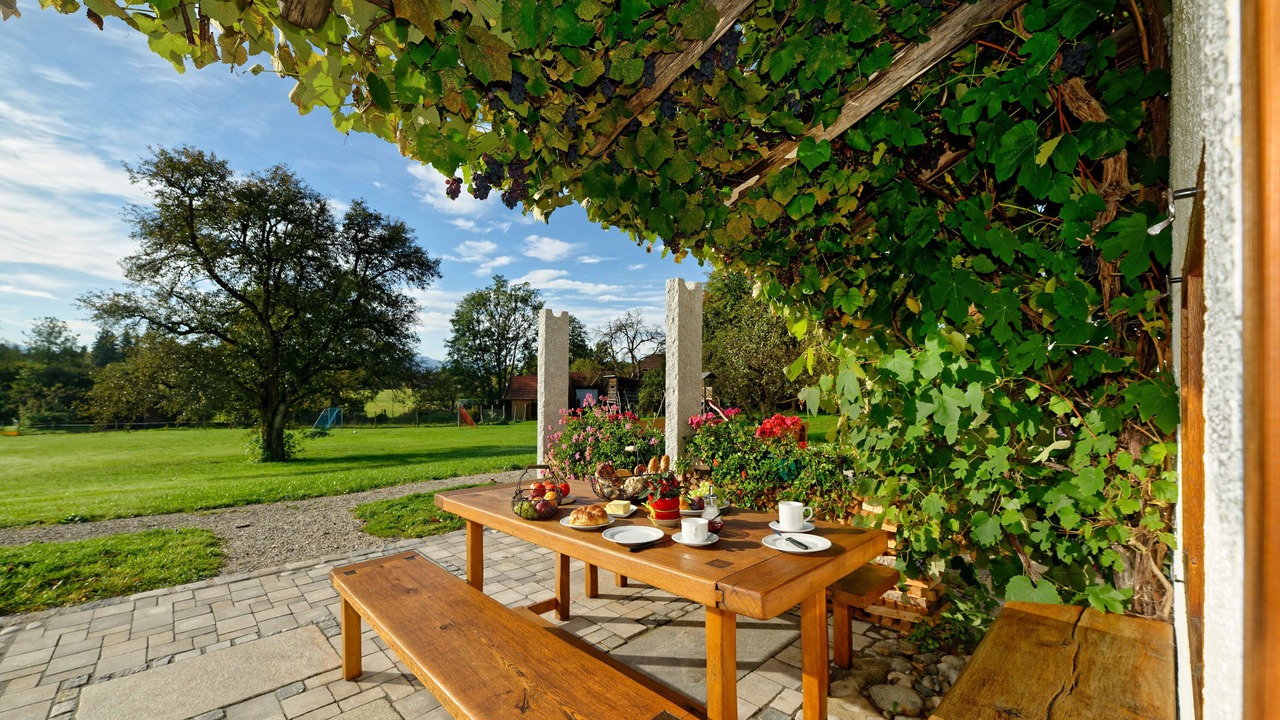 Photo of Outdoor in Meisham