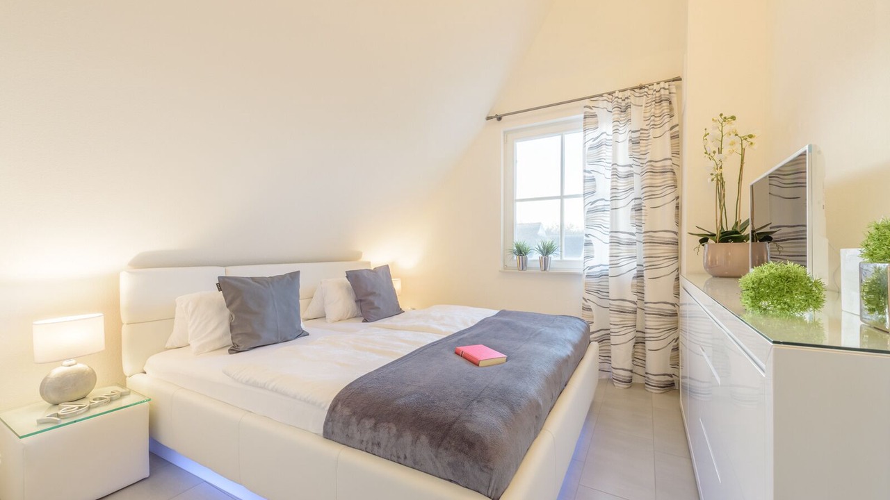 Photo of Bedroom in Glowe