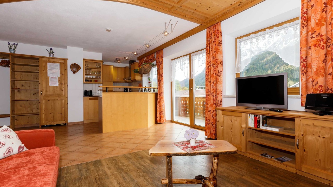Photo of Livingroom in Haller