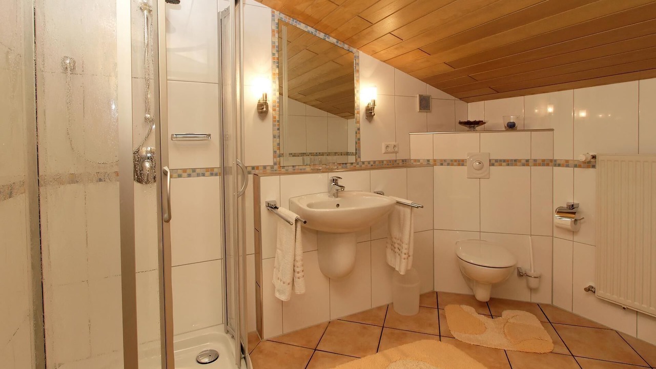 Photo of Bathroom in Tittling