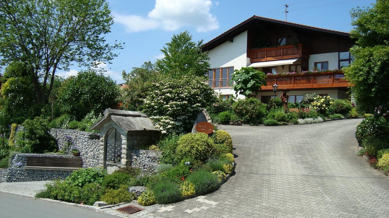 Photo of Outdoor in Tittling