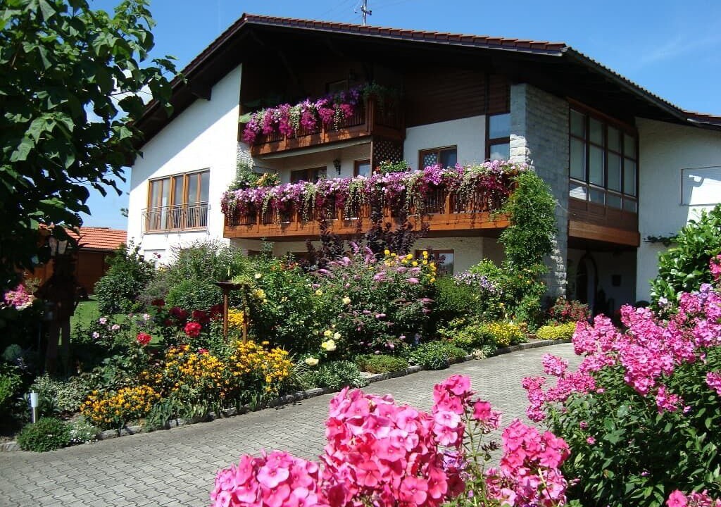 Photo of Outdoor in Tittling