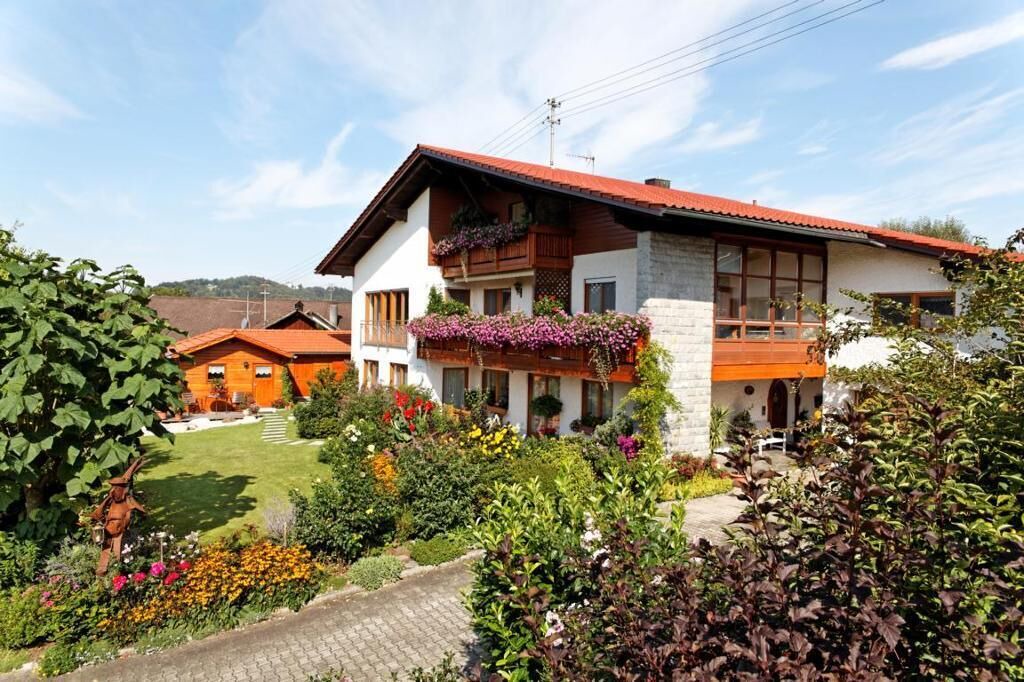 Photo of Outdoor in Tittling