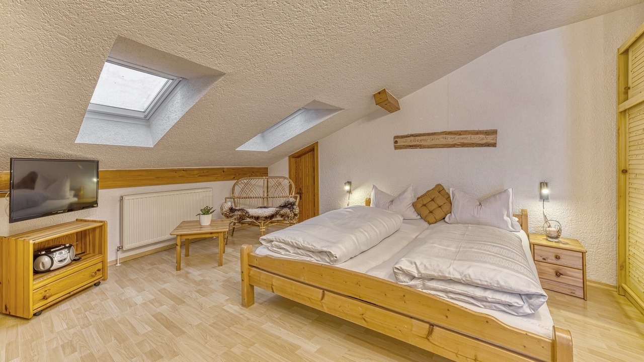 Photo of Bedroom in Lalling
