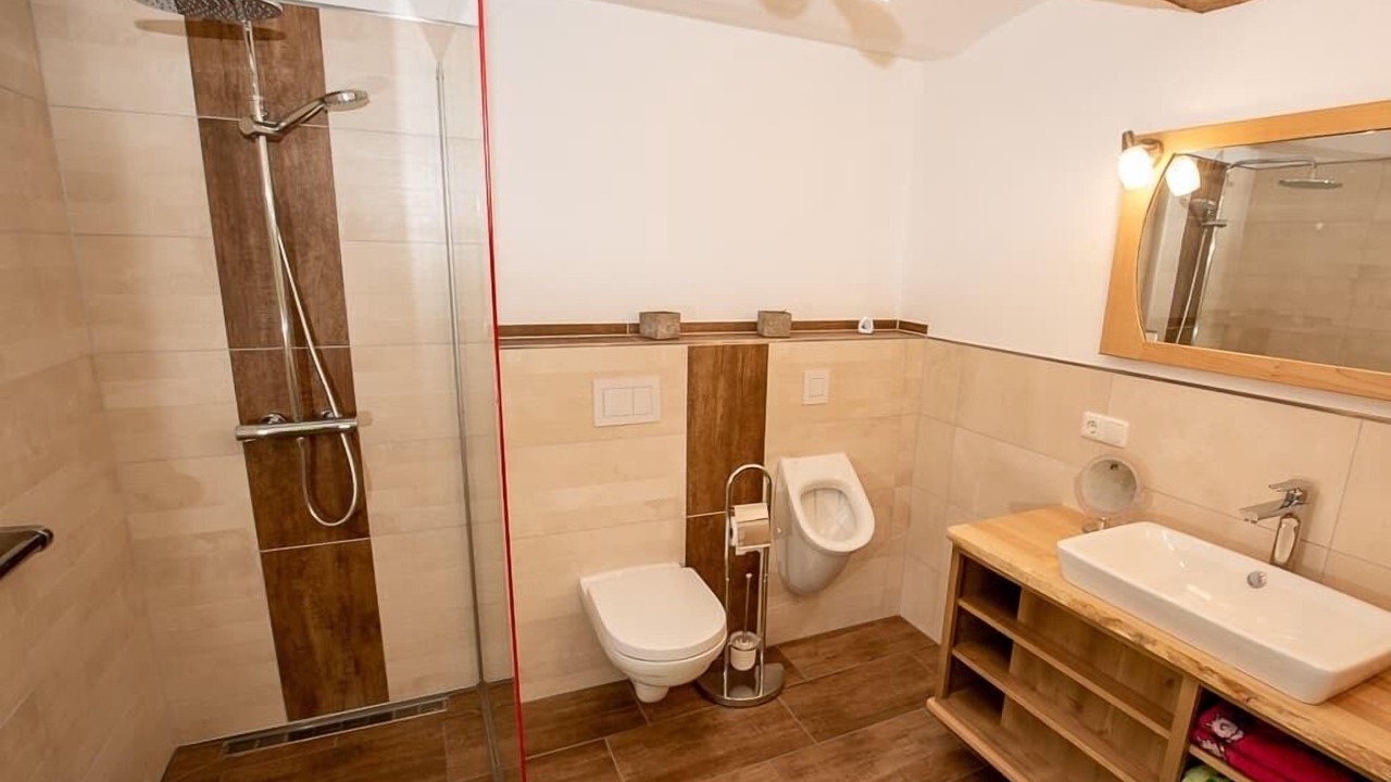 Photo of Bathroom in Stadlern