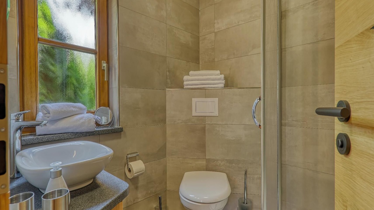 Photo of Bathroom in Barnzell