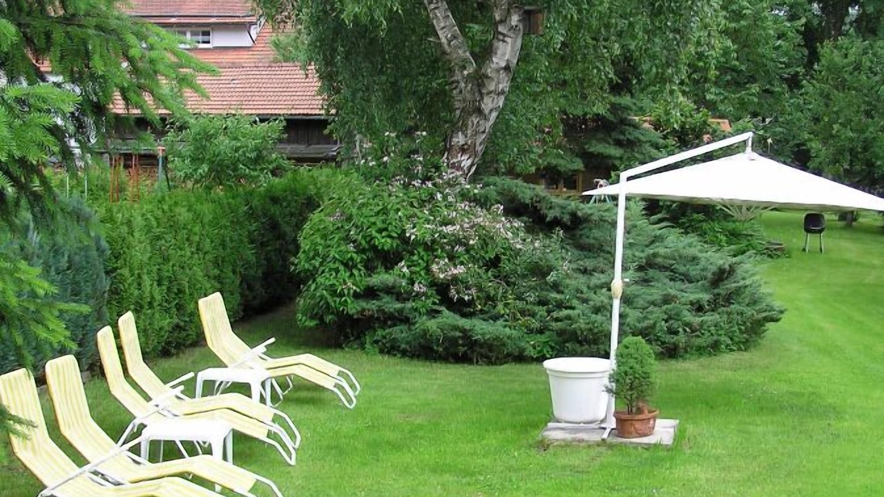 Photo of Outdoor in Lam