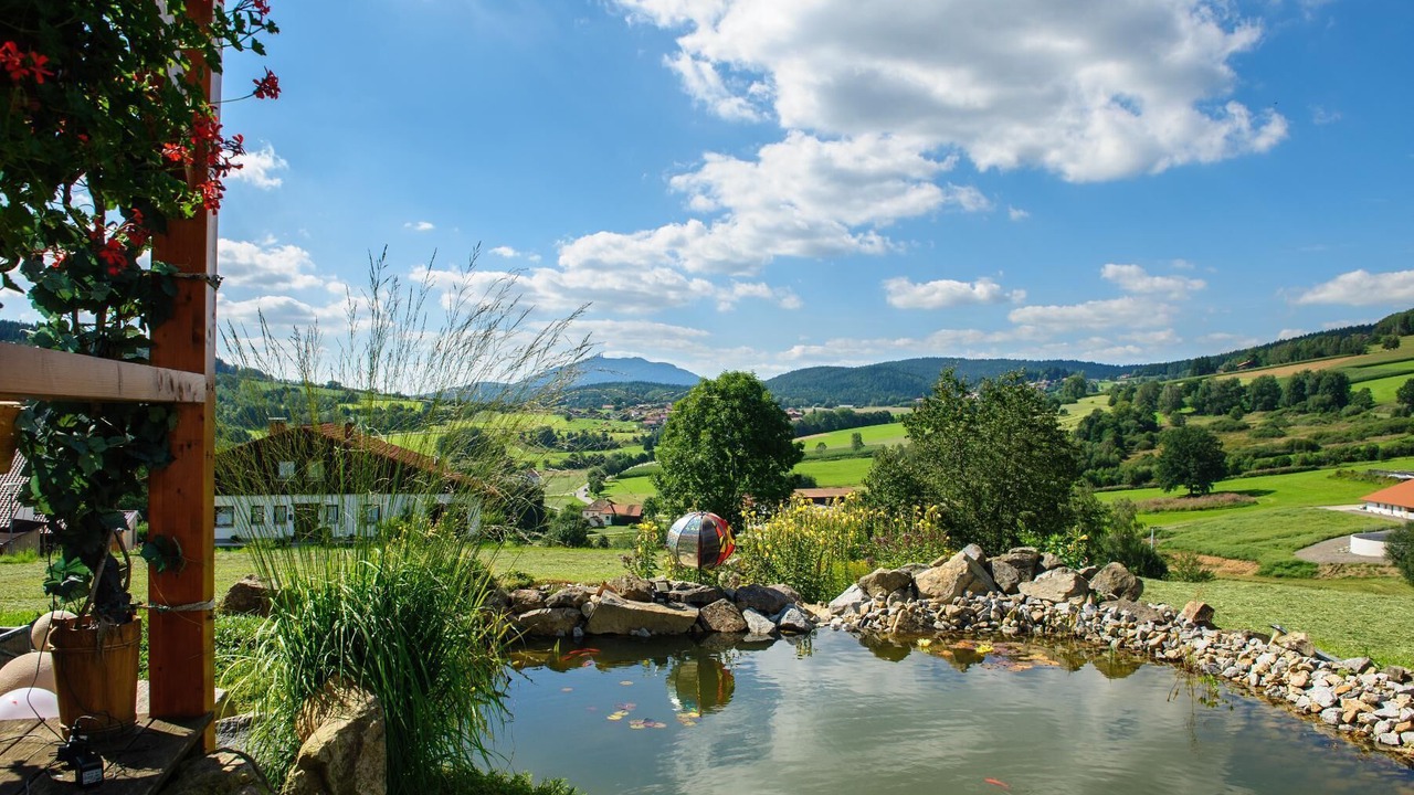 Photo of Outdoor in Lam
