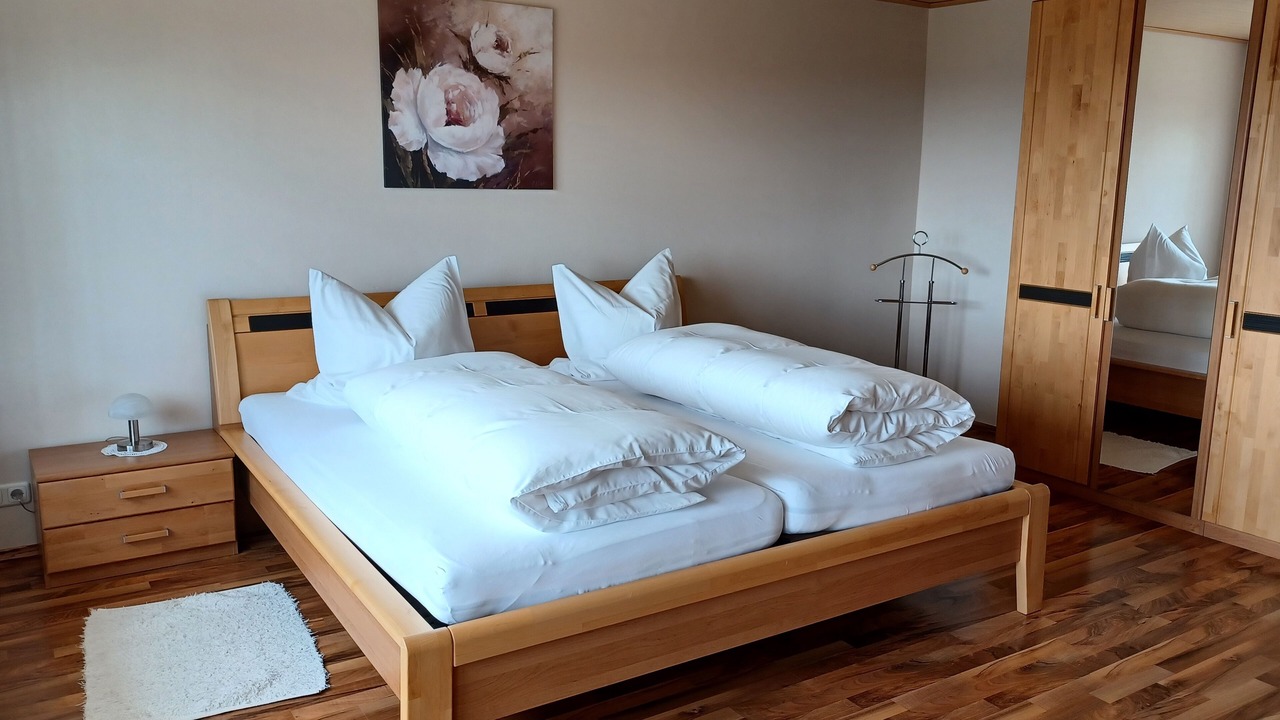 Photo of Bedroom in Lalling