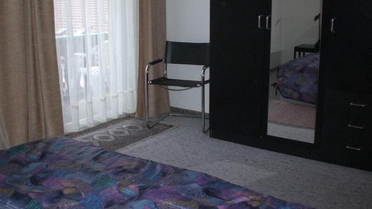 Photo of Bedroom in Lam