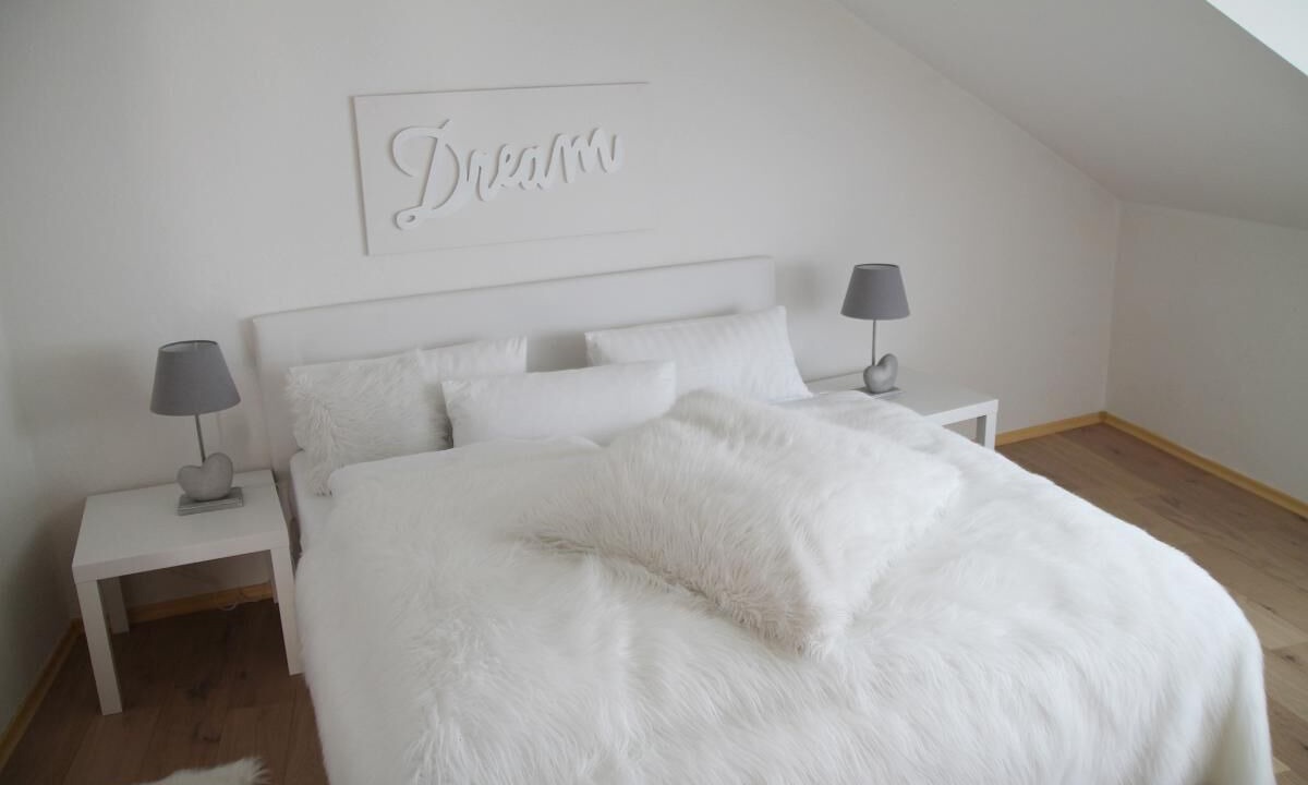 Photo of Bedroom in Lam