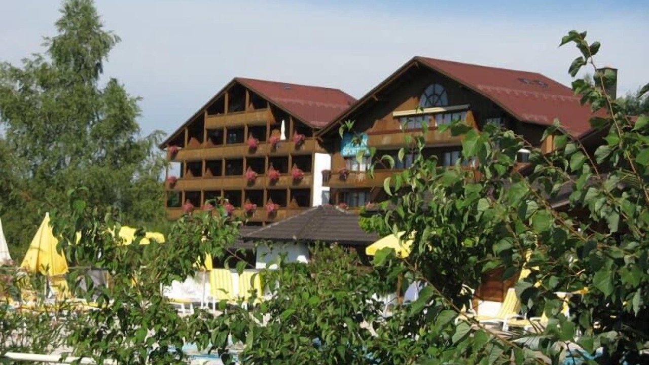 Photo of Outdoor in Lam