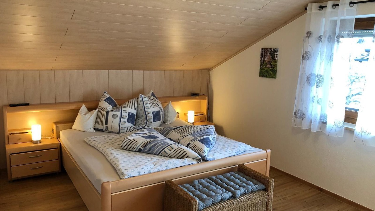 Photo of Bedroom in Lam