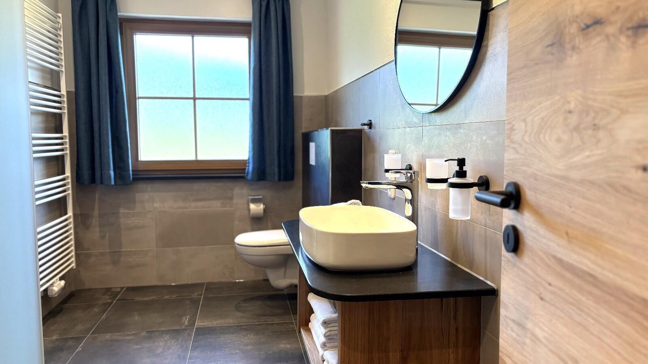 Photo of Bathroom in Barnzell