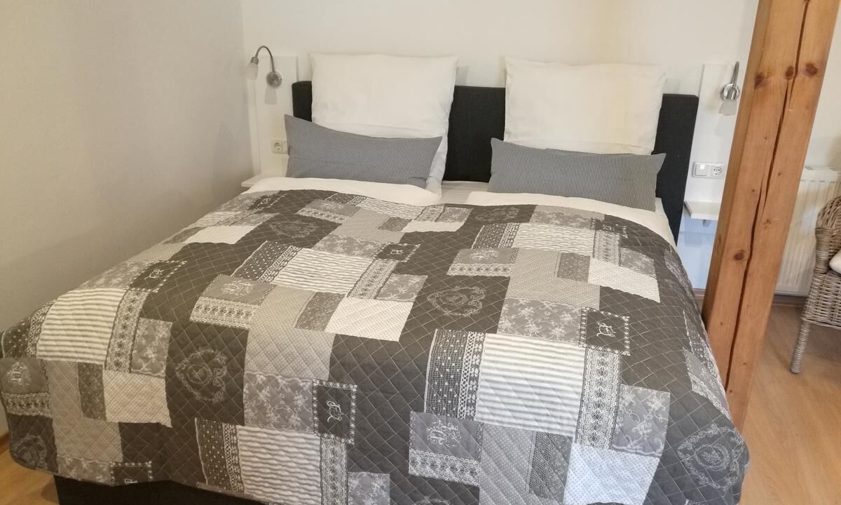 Photo of Bedroom in Altotting