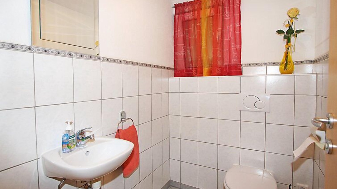 Photo of Bathroom in Tumpen