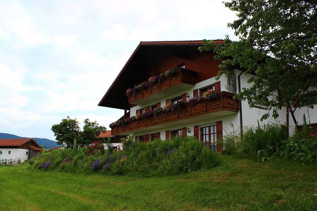 Photo of Outdoor in Arrach