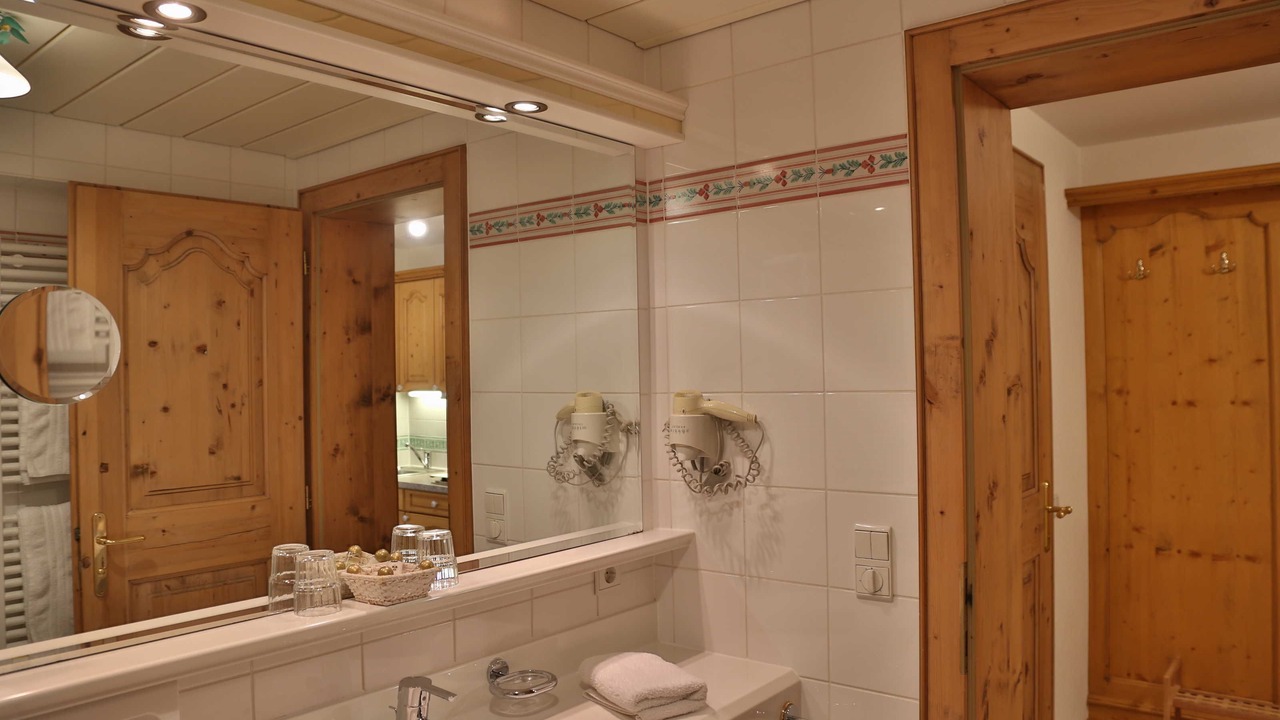 Photo of Bathroom in Graen