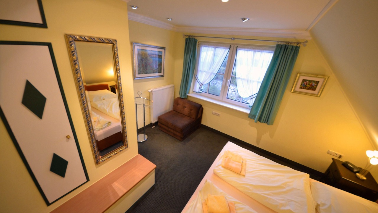 Photo of Bedroom in Gross Zicker
