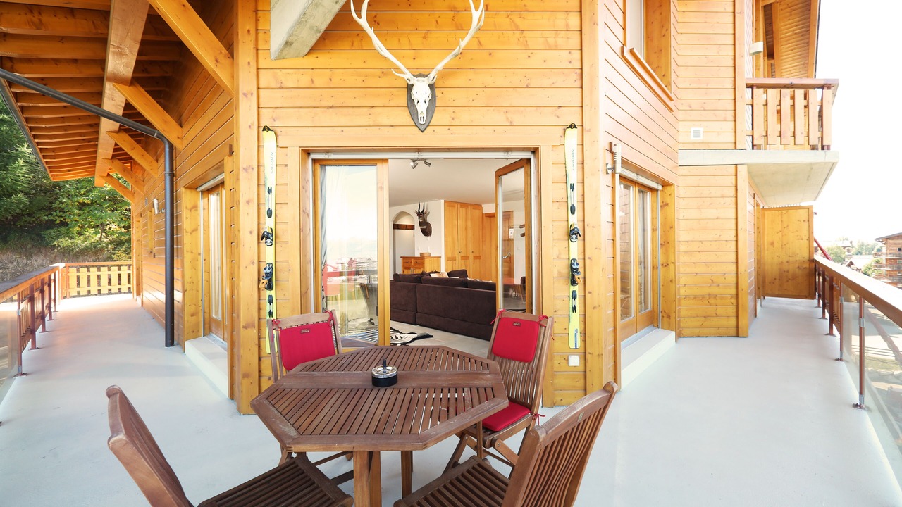 Photo of Patio Balcony in Saint-Pierre-de-Clages