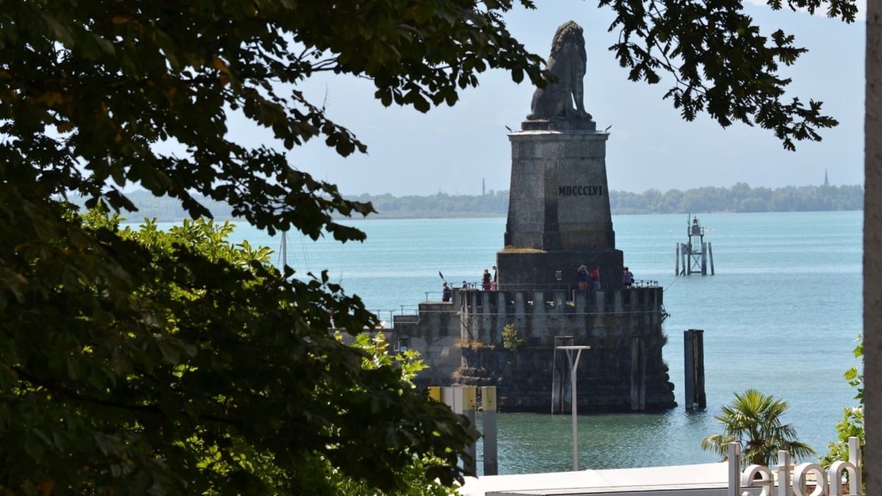 Photo of Others in Insel