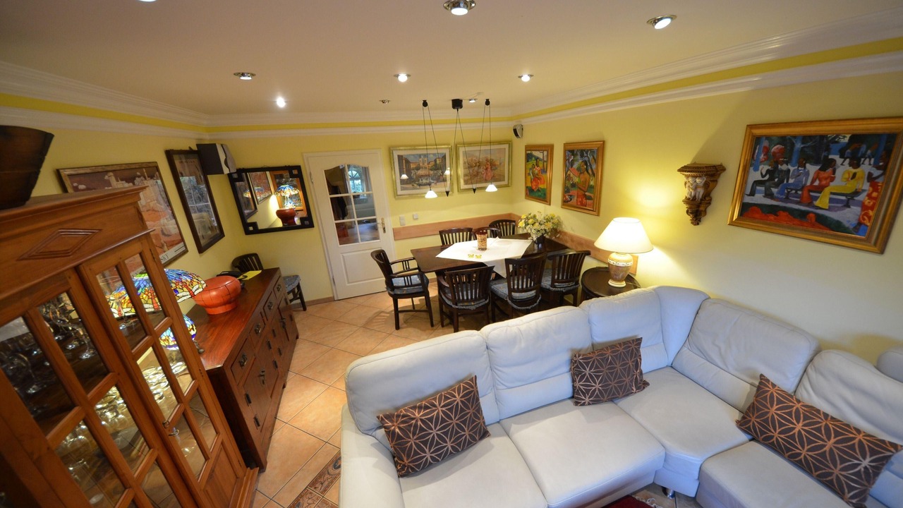 Photo of Livingroom in Gross Zicker