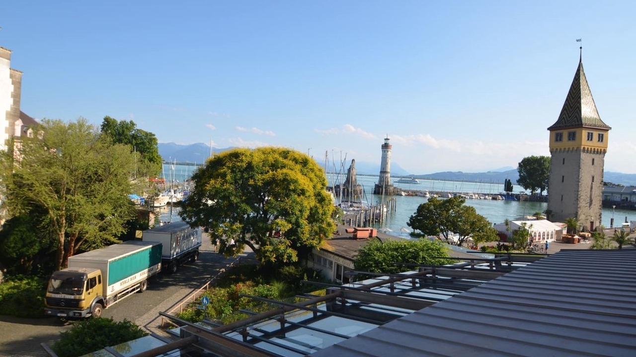 Photo of Others in Insel
