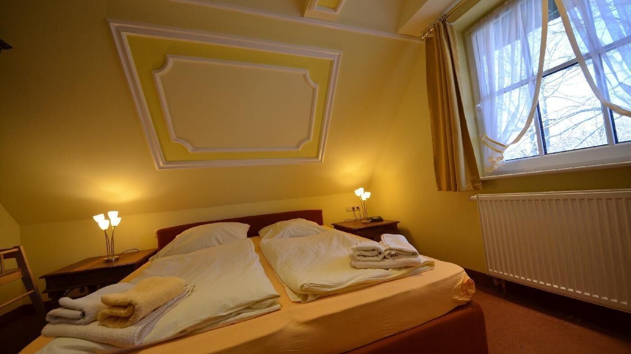 Photo of Bedroom in Gross Zicker