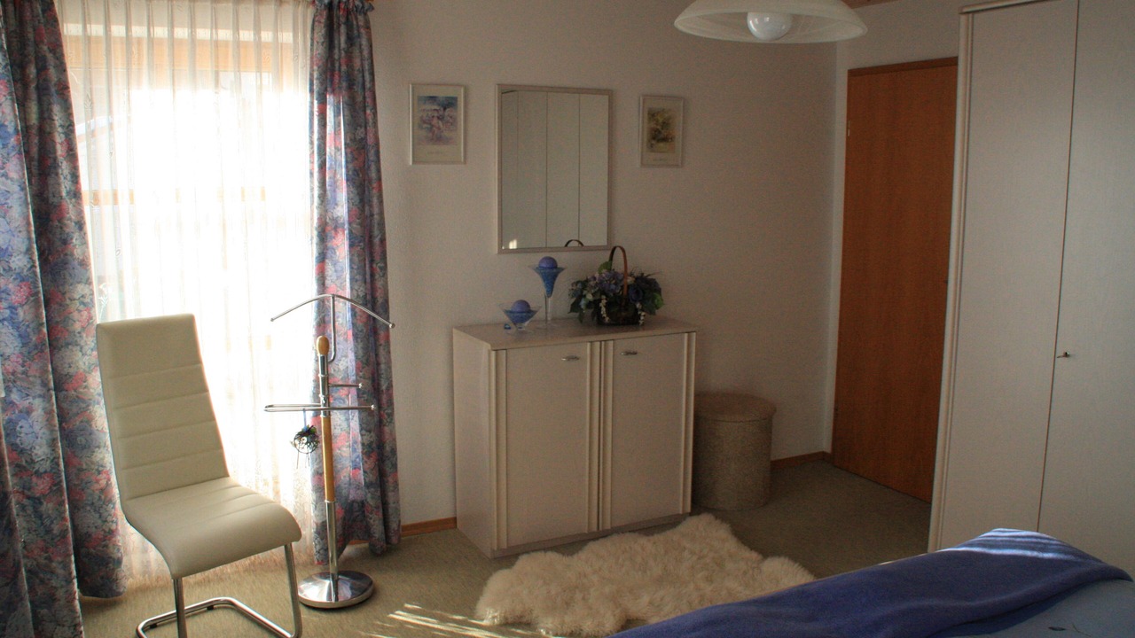 Photo of Bedroom in Regen