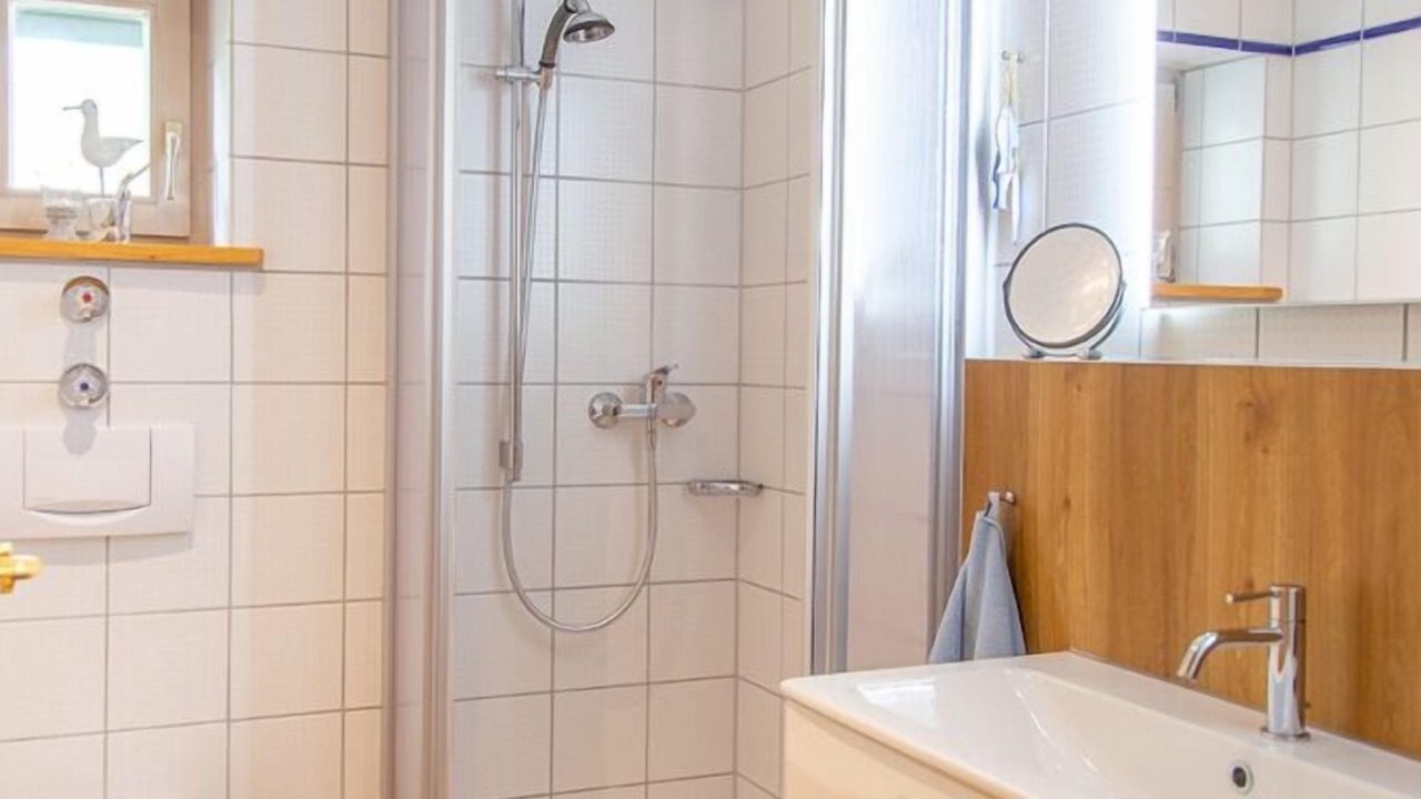 Photo of Bathroom in See