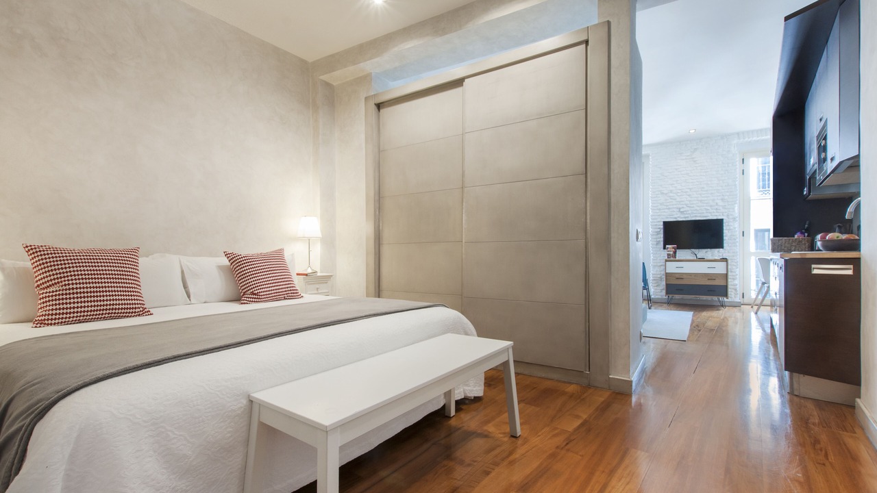 Photo of Bedroom in Literary Quarter