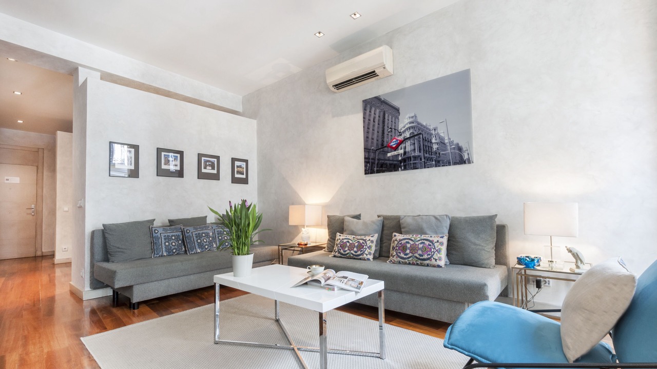 Photo of Livingroom in Literary Quarter