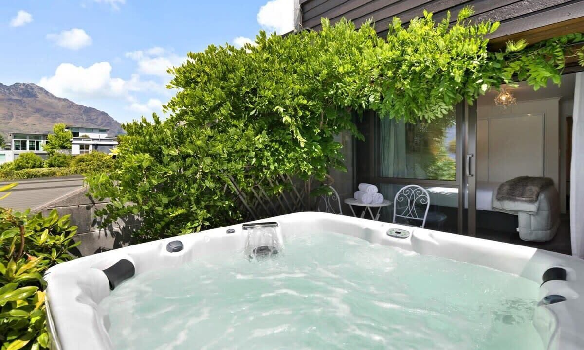 Photo of Outdoor in Fernhill