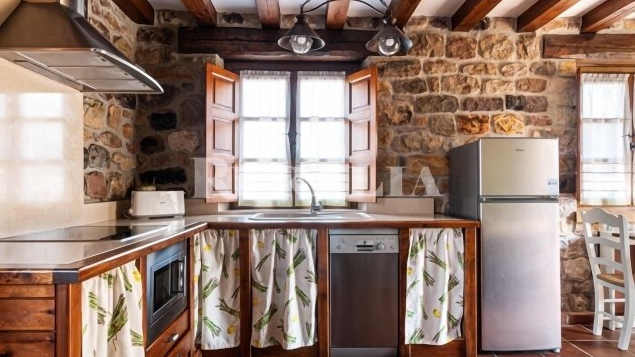Photo of Kitchen in Villanueva de la Pena
