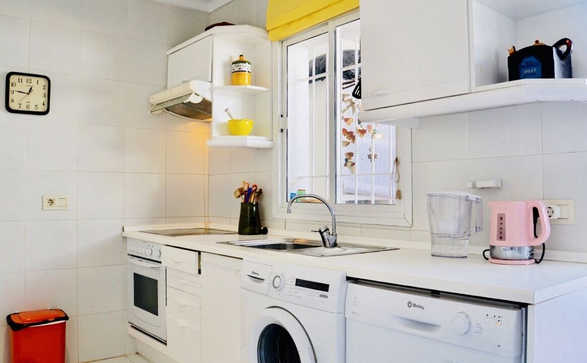 Photo of Kitchen in Vista de los Angeles-Rumina