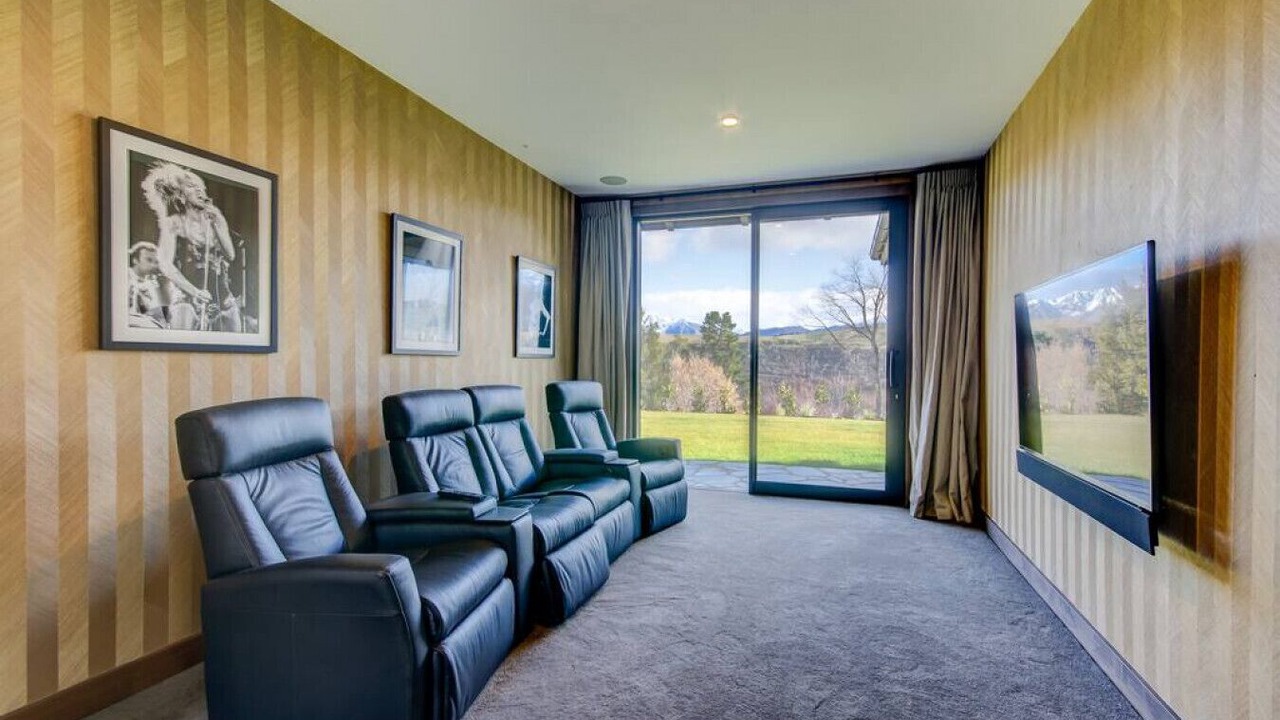 Photo of Bedroom in Lake Hayes