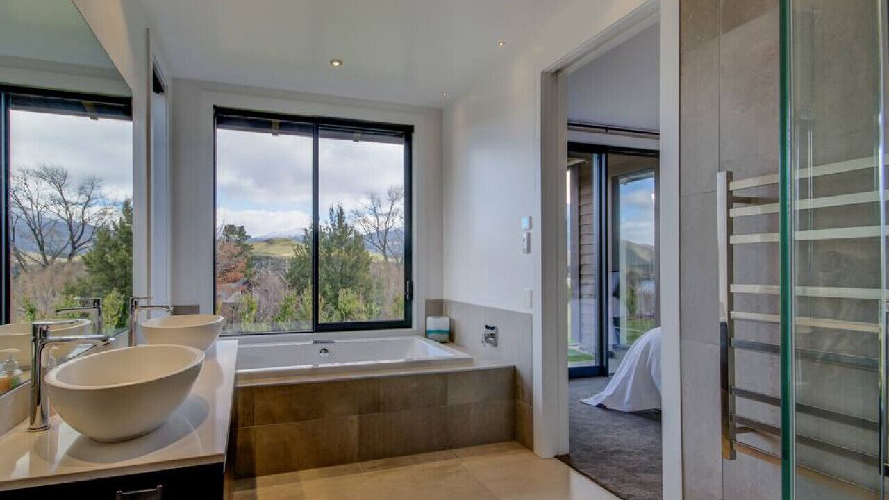 Photo of Bathroom in Lake Hayes