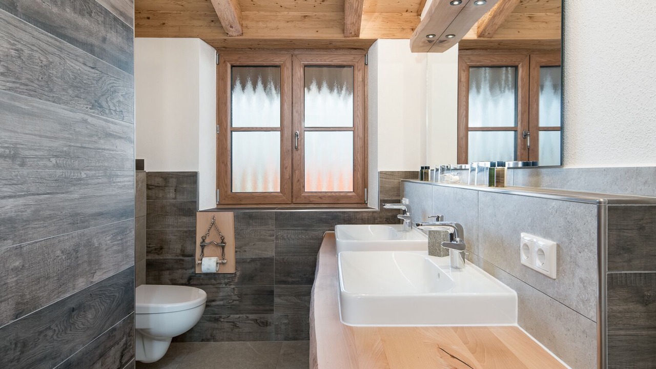 Photo of Bathroom in Petting