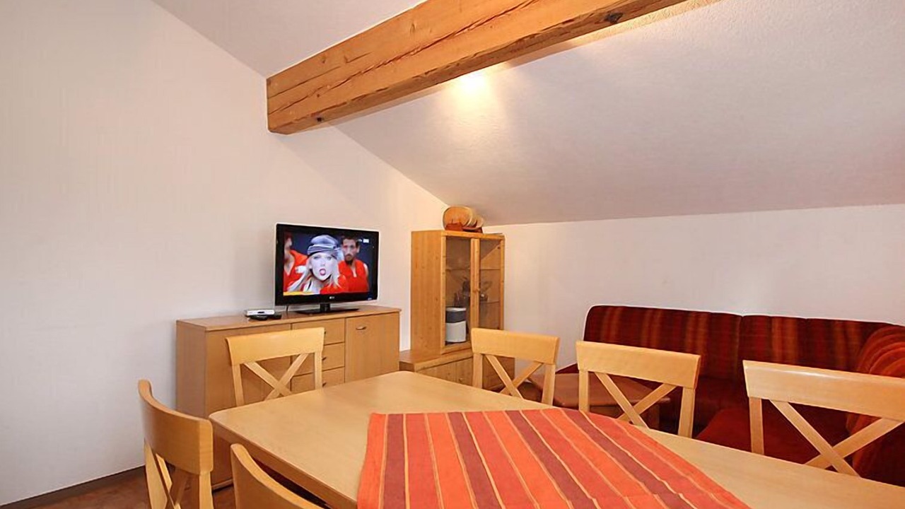 Photo of Livingroom in Kapfing