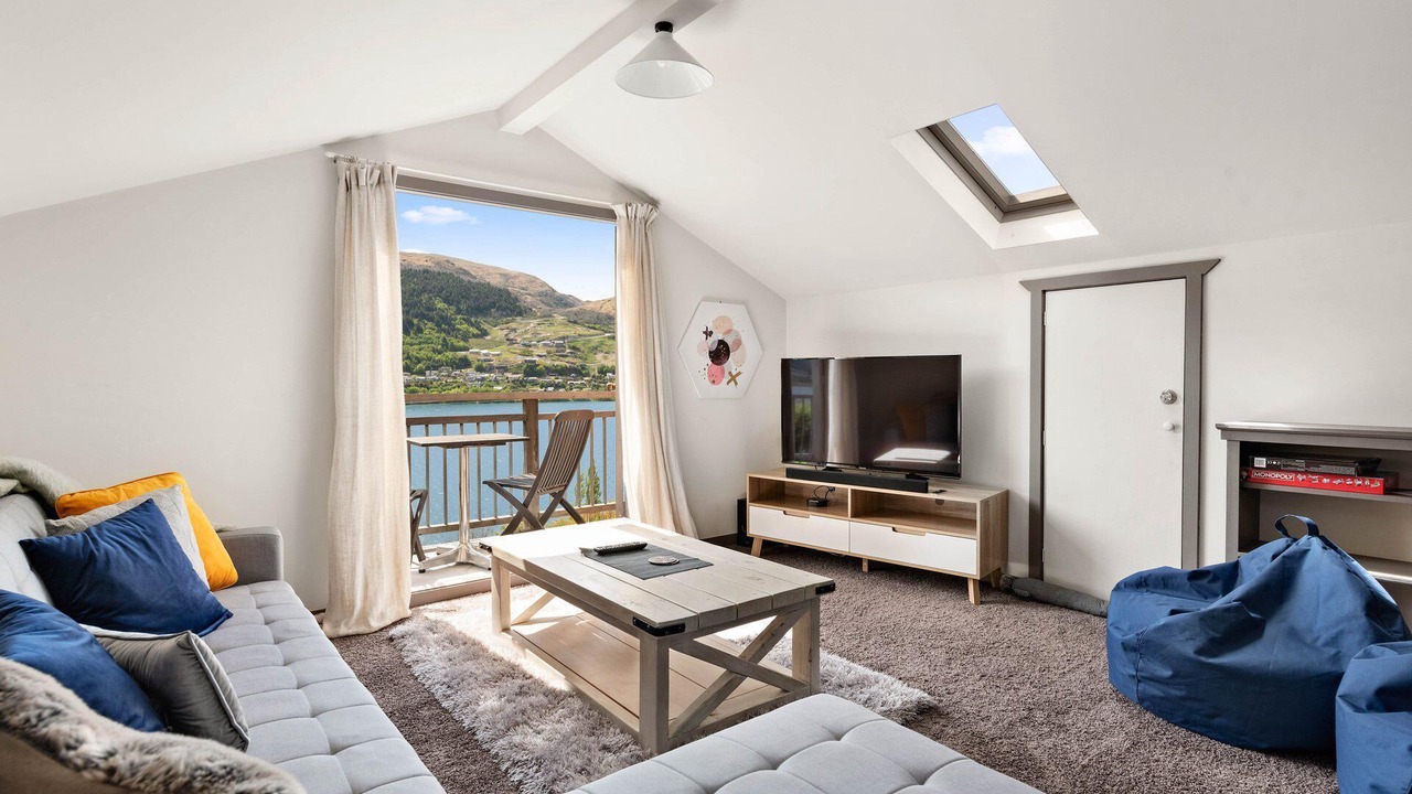 Photo of Livingroom in Kelvin Heights