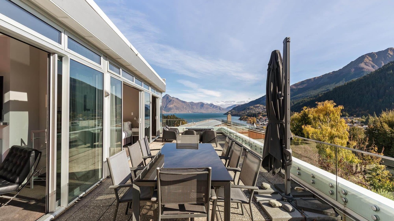 Photo of Patio Balcony in Queenstown City Centre