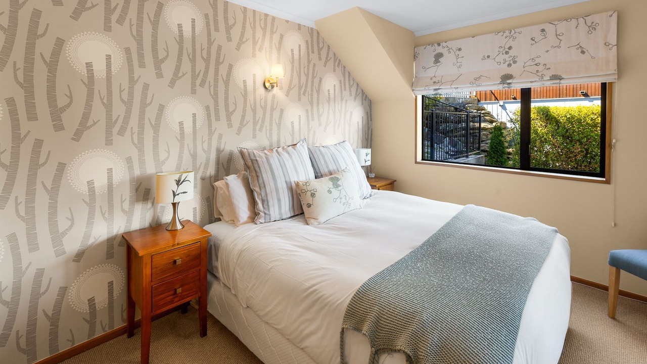 Photo of Bedroom in Queenstown